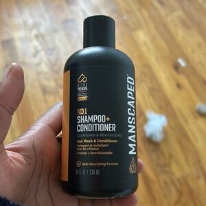 Manscaped 8 oz shampoo and conditioner